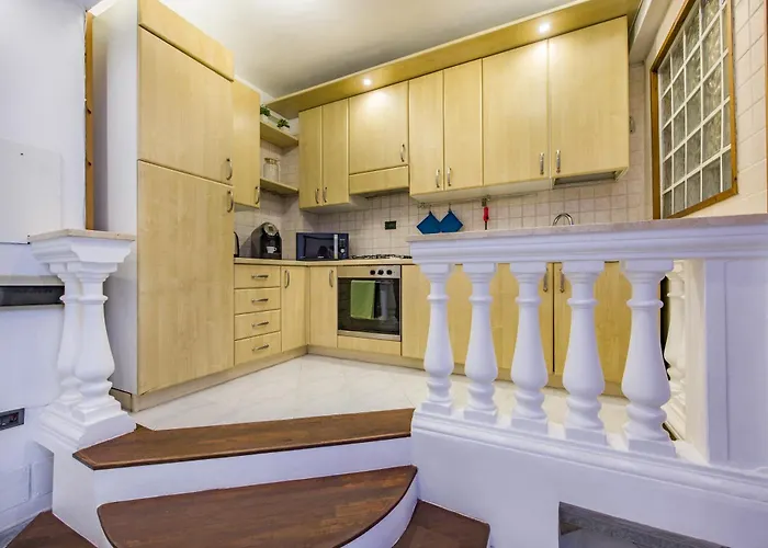 Apartment Metro San Paolo -Air Conditioning-Wifi-Tv55"- 9 Minutes From The Colosseo
